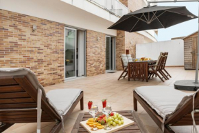 Golden Terrace Delight